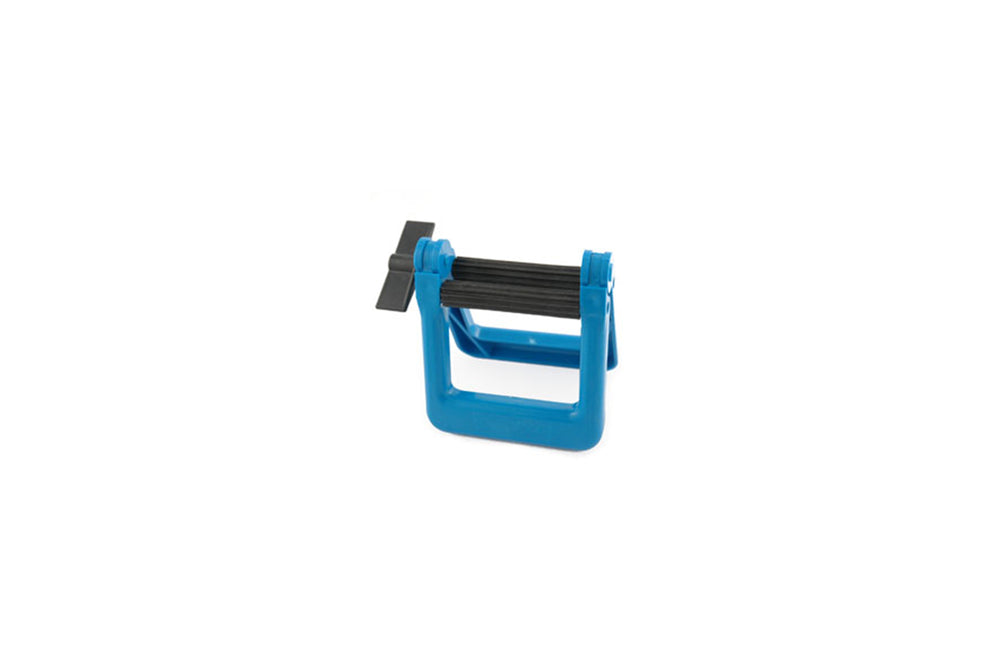 Dr. Hauschka Tube Wringer - Plastic
